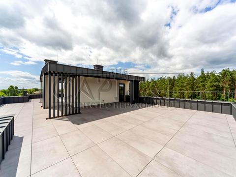 комерційна за адресою Київська вул., 11