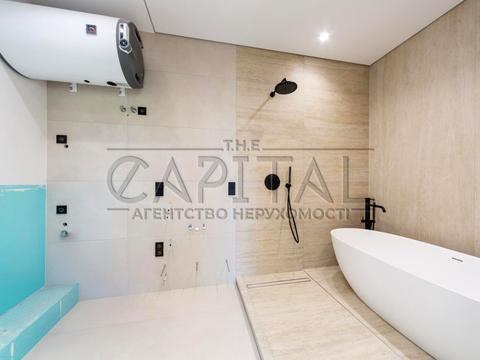 комерційна за адресою Київська вул., 11