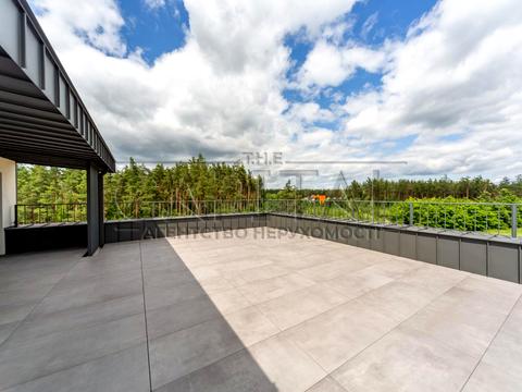 комерційна за адресою Київська вул., 11