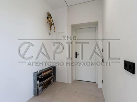 комерційна за адресою Київська вул., 11