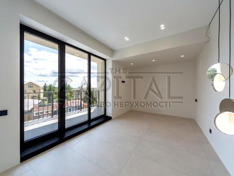 комерційна за адресою Київська вул., 11