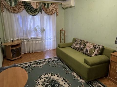 квартира за адресою Алана Шепарда вул. (Суворова), 11