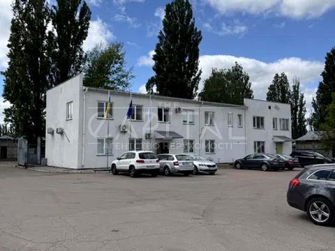 комерційна за адресою Малинська вул., 20