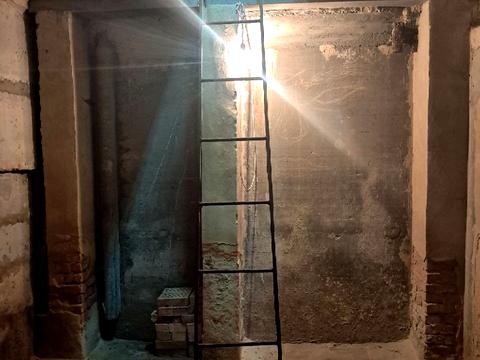 паркомісце за адресою Лугова вул., 15а