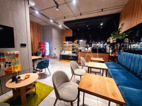 комерційна за адресою Миру вул., 2-А