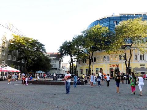 комерційна за адресою Грецька вул., 17/19