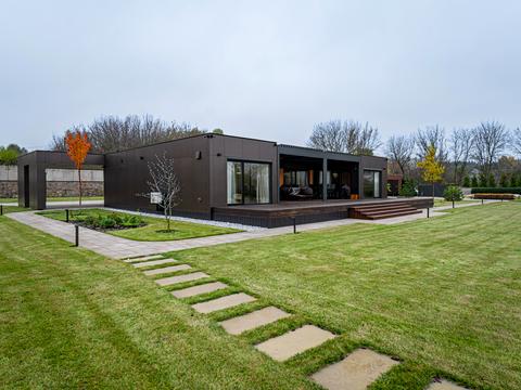 будинок за адресою Лісова