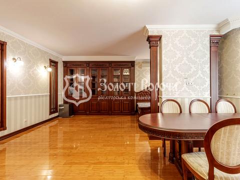 квартира по адресу Александра Мишуги ул., 2