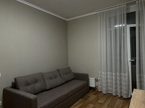 квартира за адресою Салютна вул., 2а