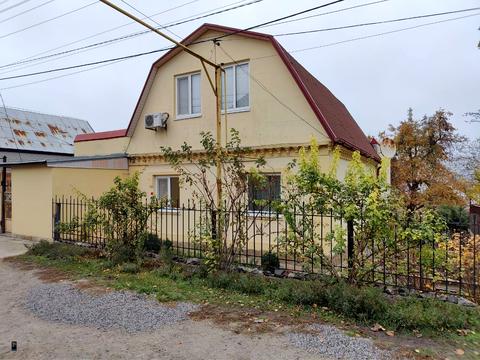 дом по адресу Центральна