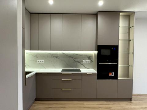 квартира за адресою Олександра Олеся вул., 9-А