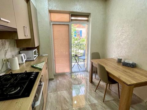 квартира за адресою В'ячеслава Чорновола вул., 14