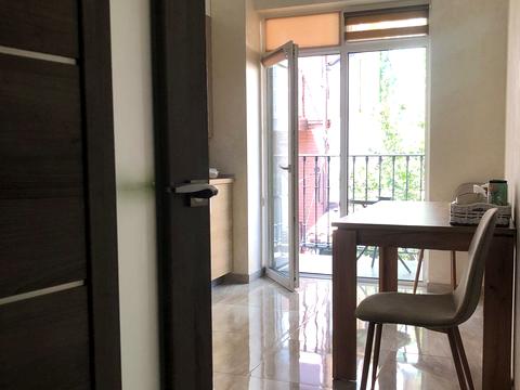 квартира за адресою В'ячеслава Чорновола вул., 14