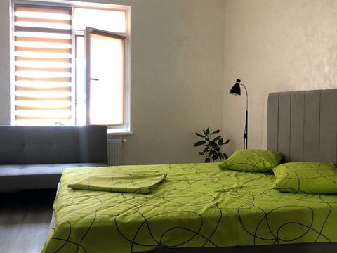 квартира за адресою В'ячеслава Чорновола вул., 14