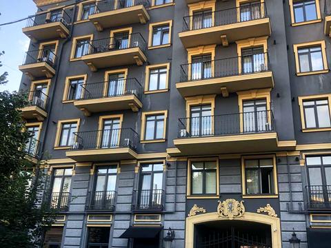 квартира за адресою В'ячеслава Чорновола вул., 14