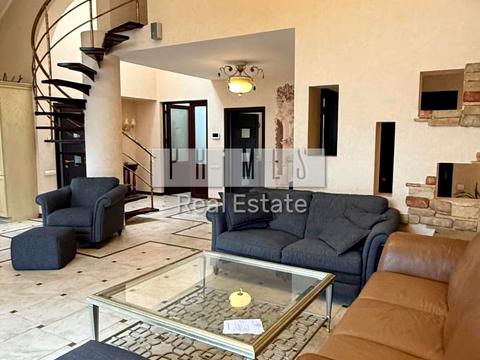 будинок за адресою Виноградна вул.