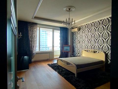 квартира за адресою Літературна вул., 1а