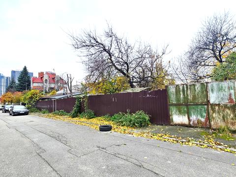 ділянка за адресою Київ, Тиха вул., 13/22