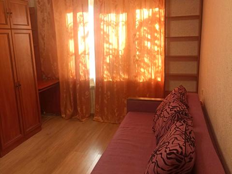 квартира за адресою Зодчих вул., 18