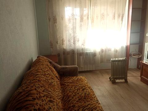 квартира за адресою Зодчих вул., 18