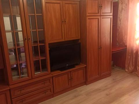 квартира за адресою Зодчих вул., 18