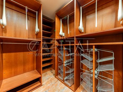 квартира за адресою вул. Паторжинського, 1