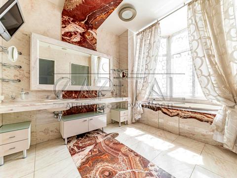 квартира за адресою вул. Паторжинського, 1