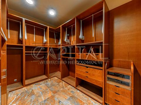 квартира за адресою вул. Паторжинського, 1