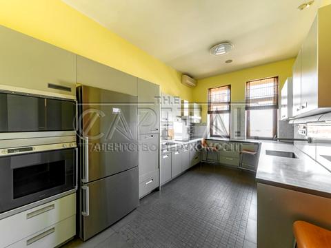 квартира за адресою вул. Паторжинського, 1