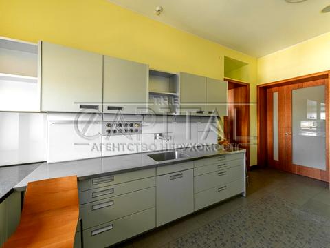 квартира за адресою вул. Паторжинського, 1