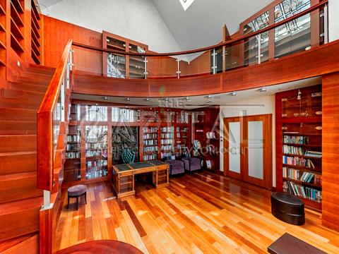 квартира за адресою вул. Паторжинського, 1