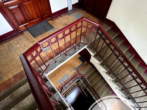 коммерческая по адресу Дмитрия Яворницкого просп. (Карла Маркса), 78