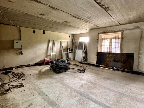 комерційна за адресою Дем'янів Лаз вул., 24