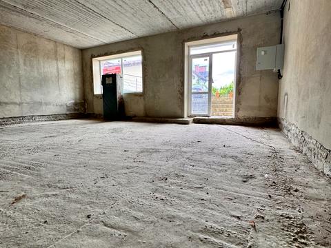 комерційна за адресою Дем'янів Лаз вул., 24