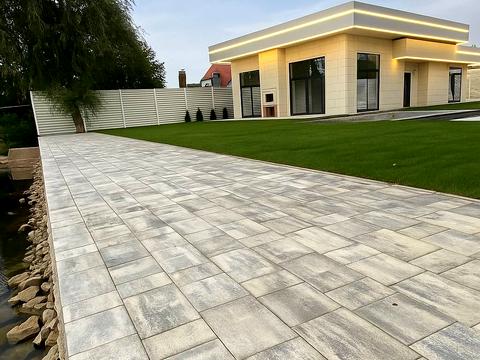 будинок за адресою Артема