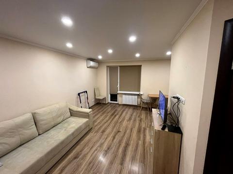 квартира за адресою Батумська вул., 12