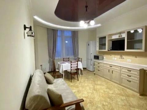 квартира за адресою Одеса, Французький бульв., 22