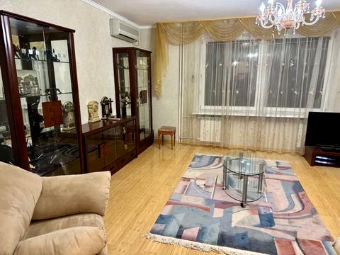 квартира за адресою Олександра Кониського вул., 52-58