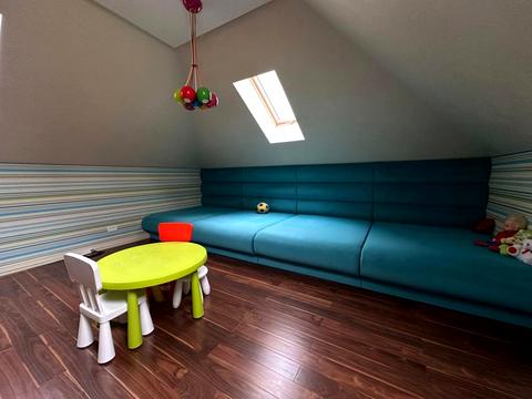 будинок за адресою Зої Космодем'янської, 1/12