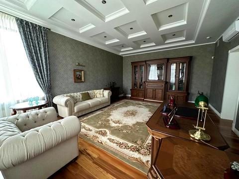 будинок за адресою Зої Космодем'янської, 1/12