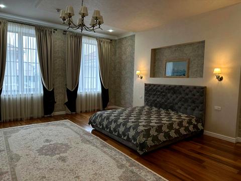 будинок за адресою Зої Космодем'янської, 1/12