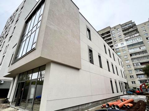 комерційна за адресою Боднарська вул., 12