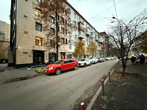 комерційна за адресою Євгена Гуцала пров. (Кутузова), 3