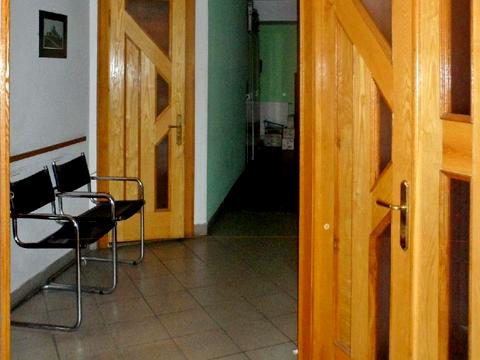 комерційна за адресою Модеста Менцинського вул., 5