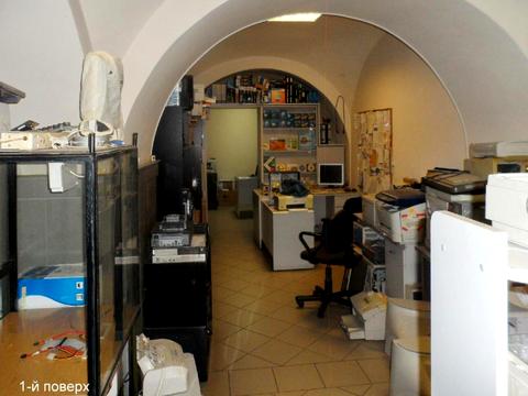 комерційна за адресою Модеста Менцинського вул., 5