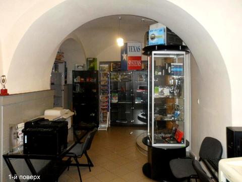 комерційна за адресою Модеста Менцинського вул., 5