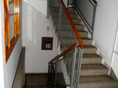 комерційна за адресою Модеста Менцинського вул., 5