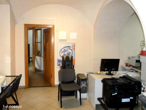 комерційна за адресою Модеста Менцинського вул., 5