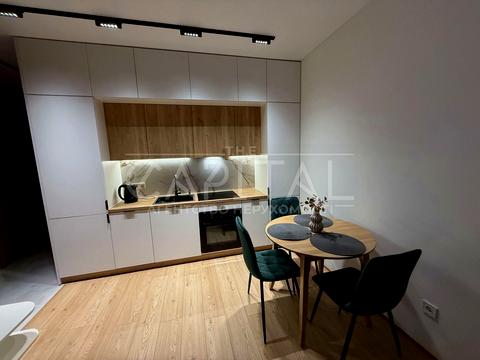 квартира за адресою Салютна вул., 2к25