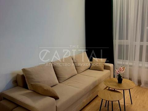 квартира за адресою Салютна вул., 2к25